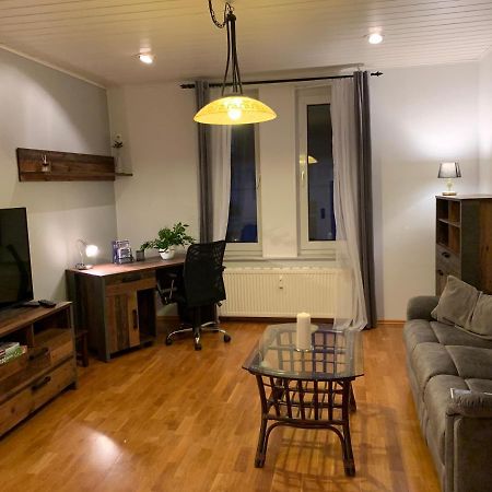 Sudstadt-Fewo Mit Grossem Balkon Nahe City Und Meer - Uber Den Dachern Von Whv Wilhelmshaven Exterior foto