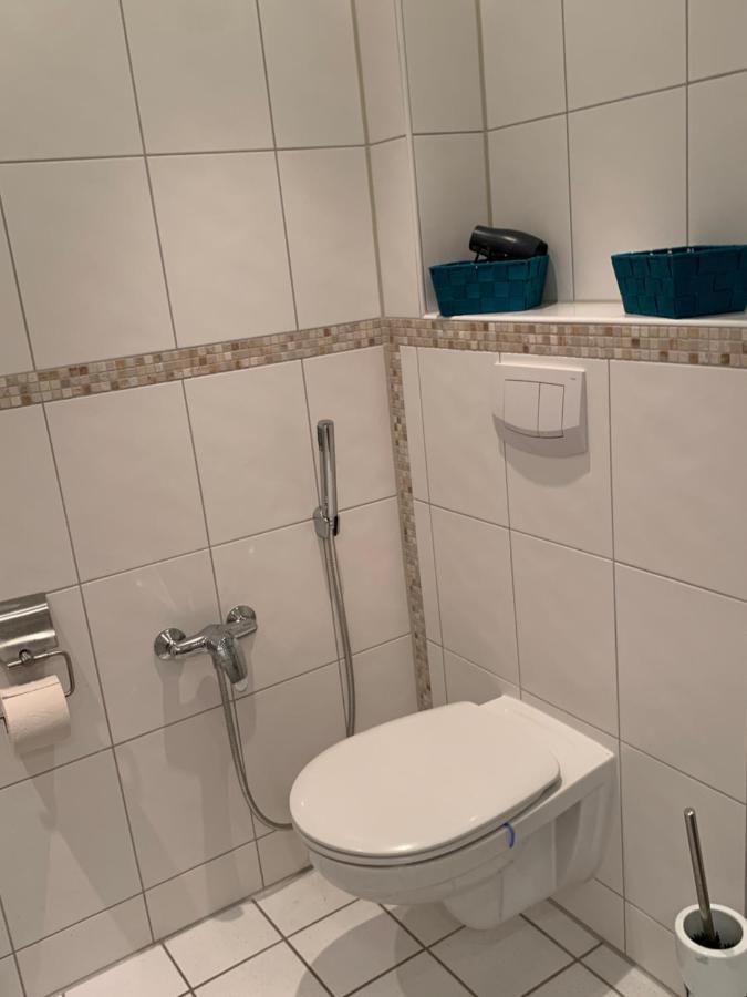 Sudstadt-Fewo Mit Grossem Balkon Nahe City Und Meer - Uber Den Dachern Von Whv Wilhelmshaven Exterior foto